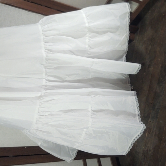 David’s Bridal Medium Fullness A-Line Wedding Slip Style#603 - Picture 6 of 7